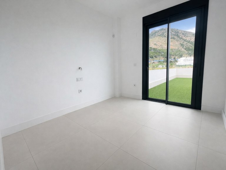 Apartment for Sale in Fuengirola, Malaga 15