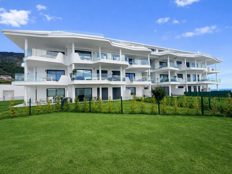 Apartment for Sale in Fuengirola, Malaga 2