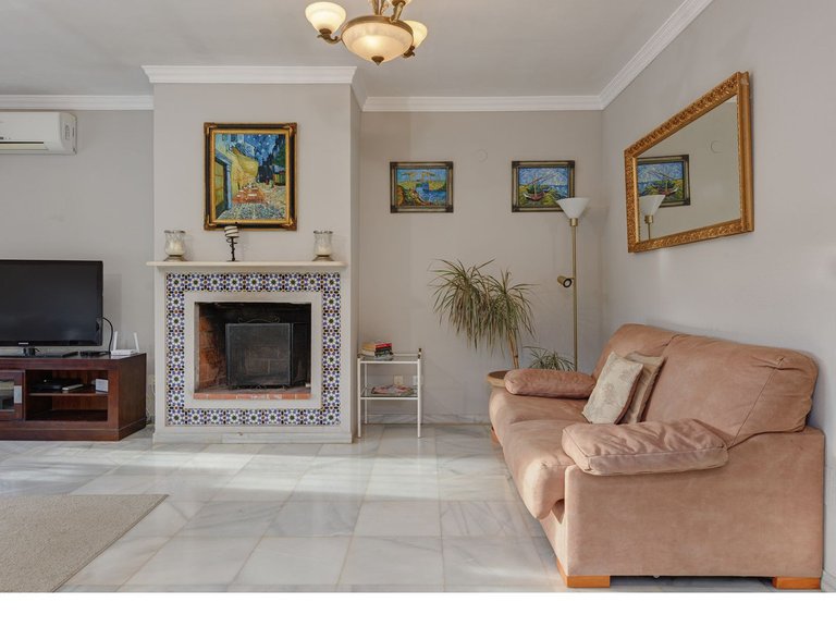 Villa for Sale in Mijas Golf, Malaga 11