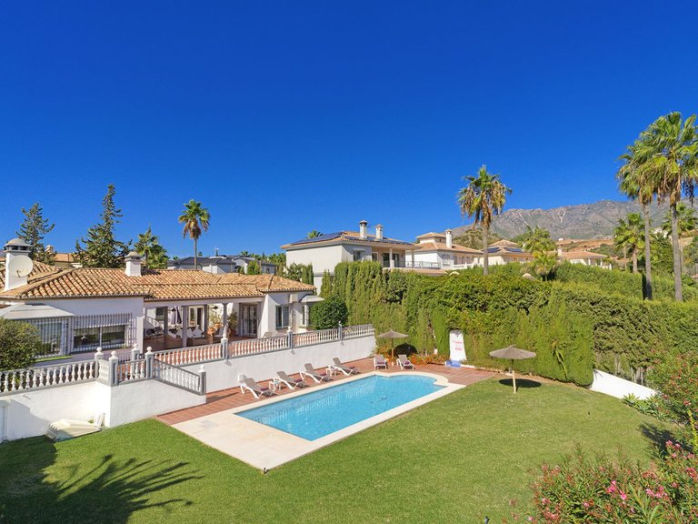 Villa for Sale in Mijas Golf, Malaga 2