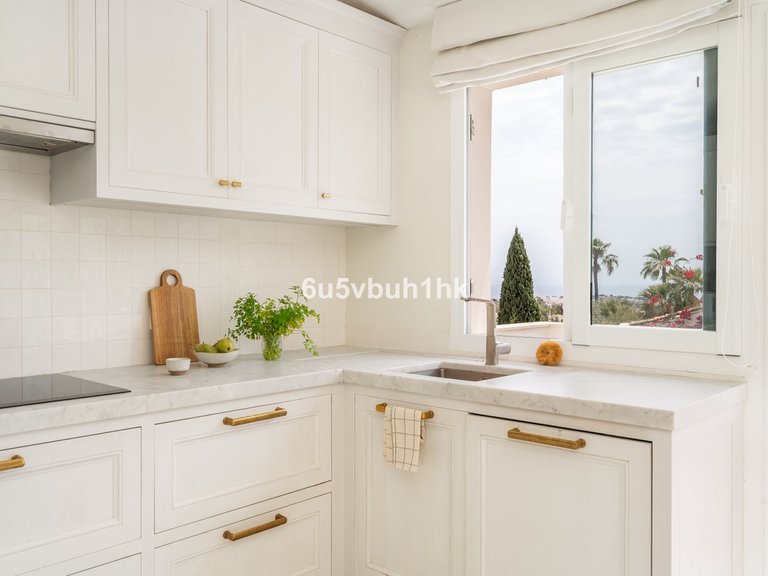 Villa for Sale in Marbella, Malaga 17