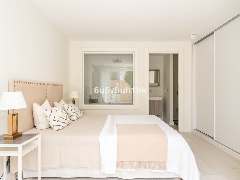 Villa for Sale in Marbella, Malaga 22