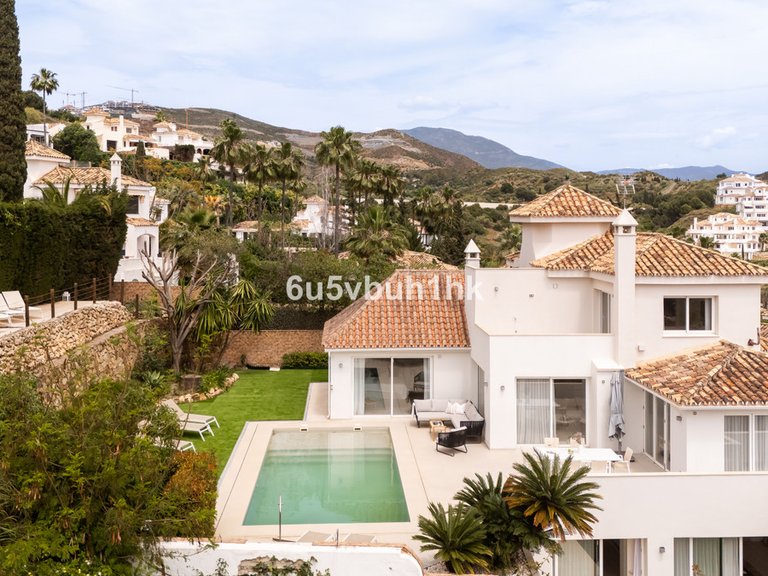 Villa for Sale in Marbella, Malaga 6