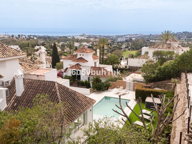 Villa for Sale in Marbella, Malaga 7