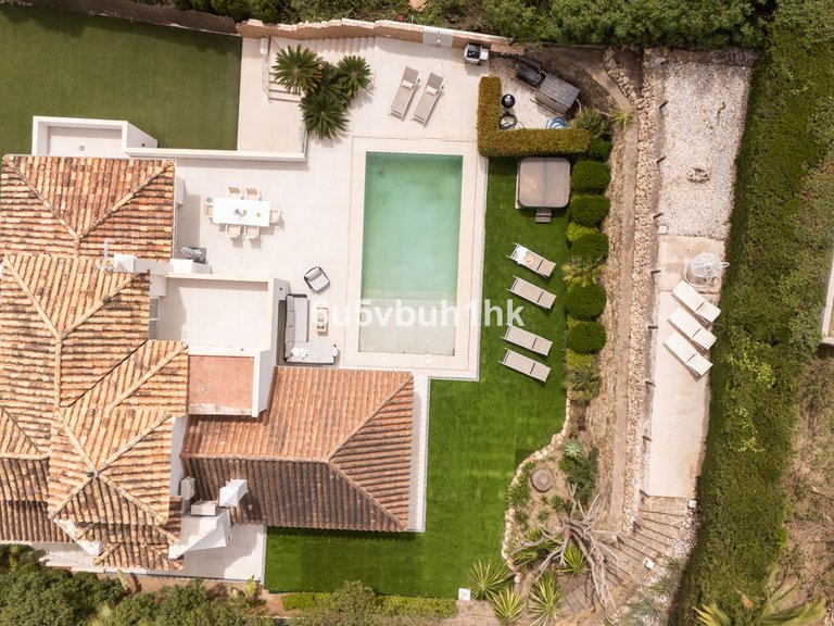 Villa for Sale in Marbella, Malaga 8
