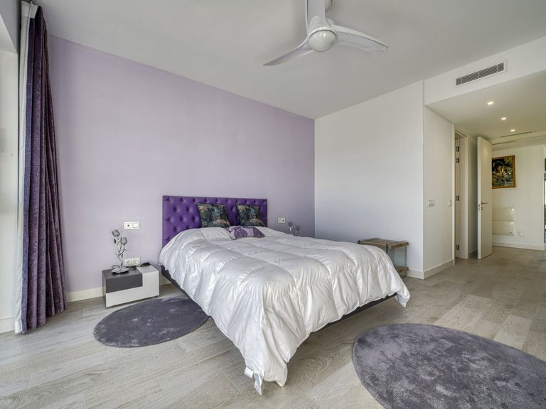 Apartment for Sale in Estepona, Malaga 25