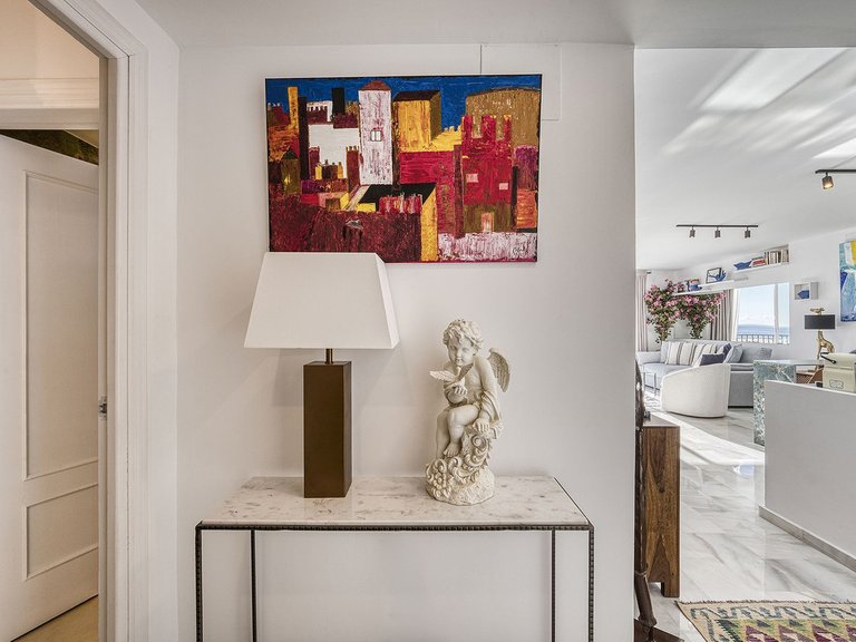 Apartment for Sale in Puerto Banús, Malaga 14