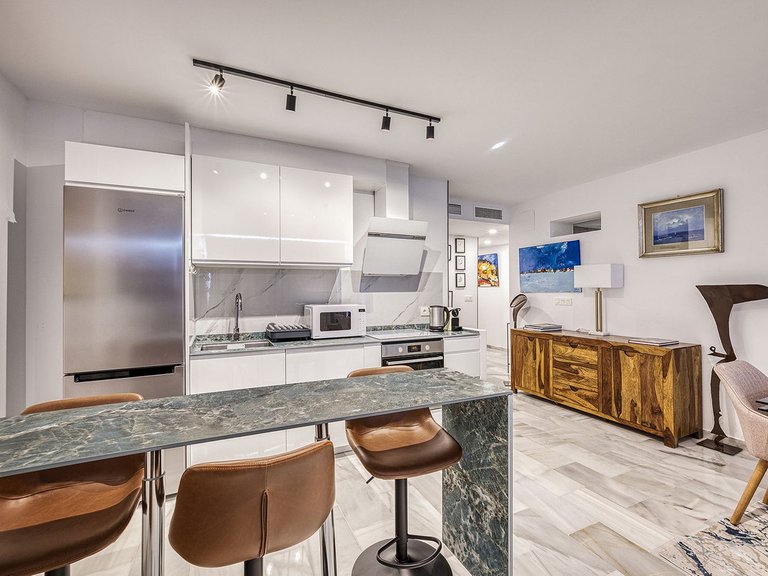 Apartment for Sale in Puerto Banús, Malaga 20