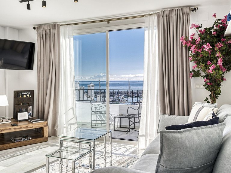 Apartment for Sale in Puerto Banús, Malaga 22