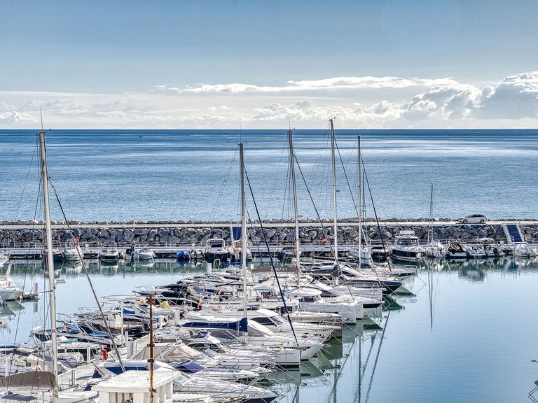 Apartment for Sale in Puerto Banús, Malaga 27