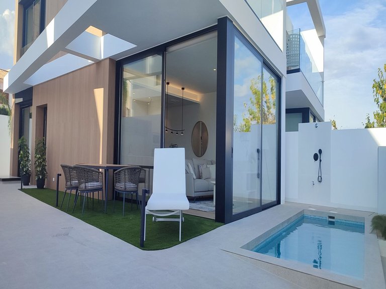 Villa for Sale in Torre De La Horadada, Alicante 2