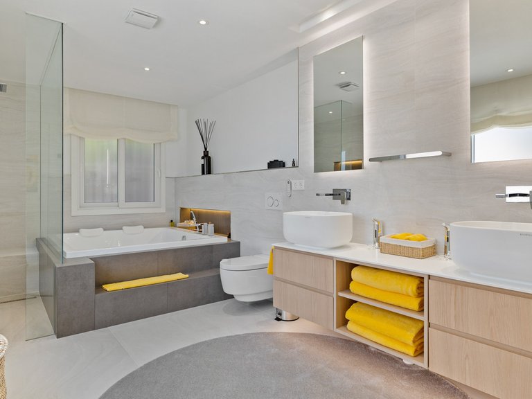 Villa for Sale in Nueva Andalucía, Malaga 35