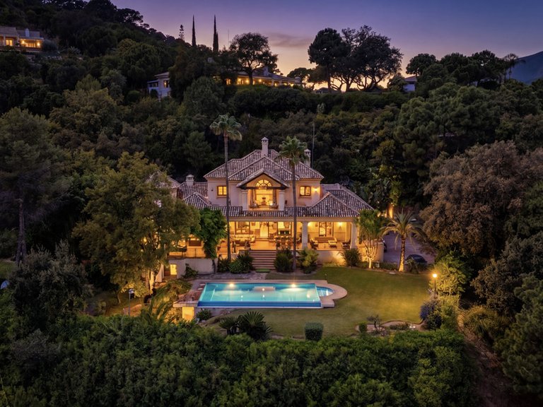 Villa for Sale in La Zagaleta, Malaga 1