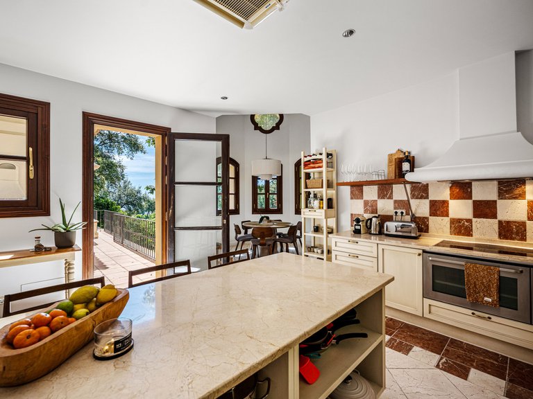 Villa for Sale in La Zagaleta, Malaga 17