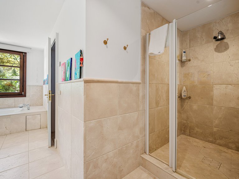 Villa for Sale in La Zagaleta, Malaga 30
