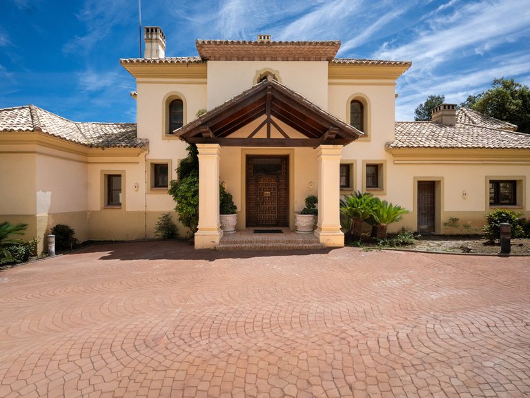 Villa for Sale in La Zagaleta, Malaga 48