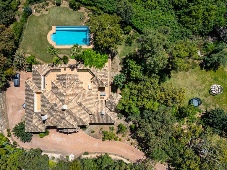 Villa for Sale in La Zagaleta, Malaga 49