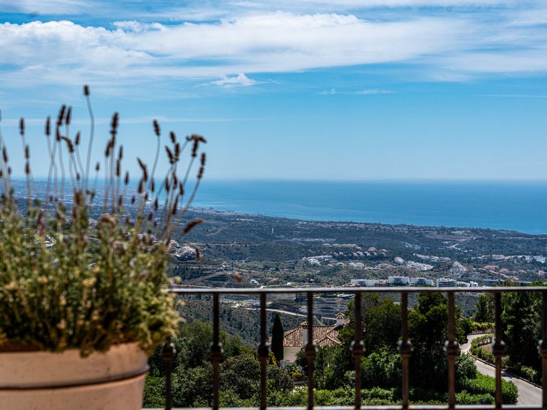 Villa for Sale in La Zagaleta, Malaga 54