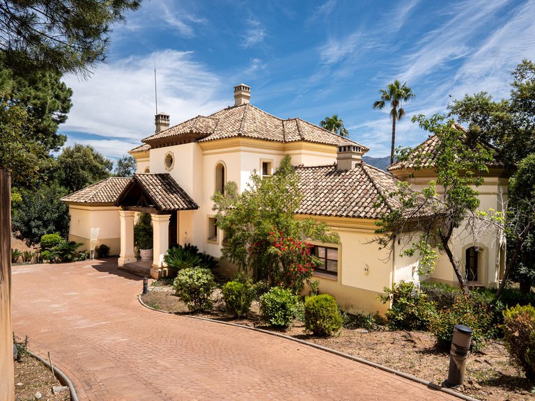 Villa for Sale in La Zagaleta, Malaga 57