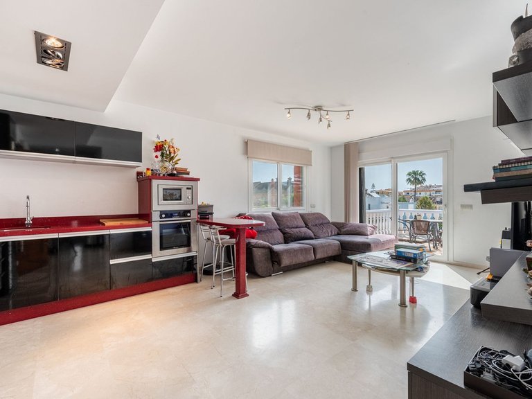 Villa for Sale in San Pedro De Alcántara, Malaga 17
