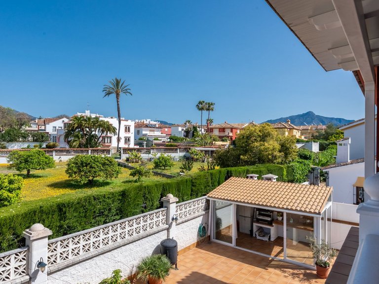 Villa for Sale in San Pedro De Alcántara, Malaga 20