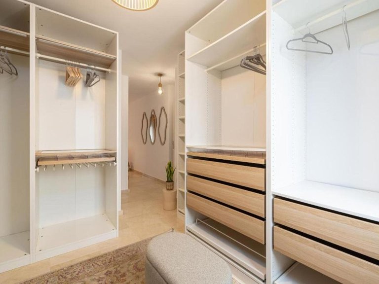 Apartment for Sale in Fuengirola, Malaga 27