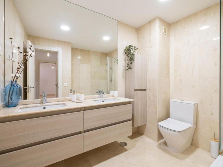 Apartment for Sale in Fuengirola, Malaga 35