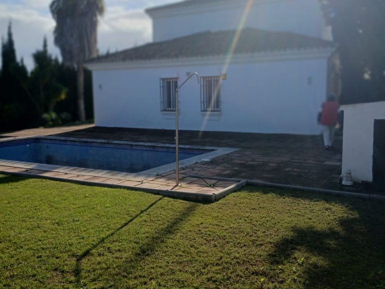 Villa for Sale in Pueblo Nuevo De Guadiaro, Cadiz 10
