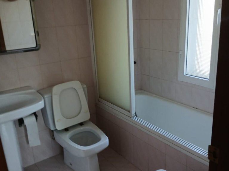 Villa for Sale in Pueblo Nuevo De Guadiaro, Cadiz 18
