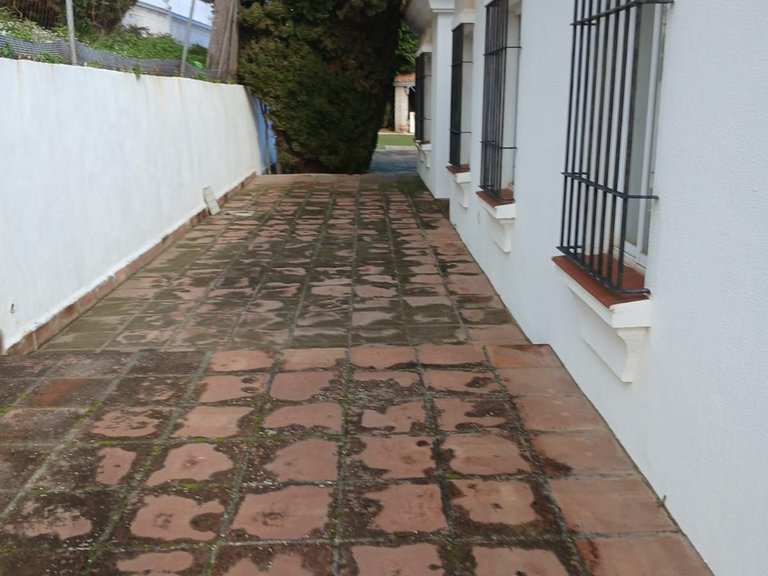 Villa for Sale in Pueblo Nuevo De Guadiaro, Cadiz 32