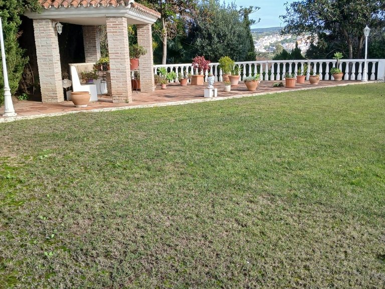 Villa for Sale in Pueblo Nuevo De Guadiaro, Cadiz 7