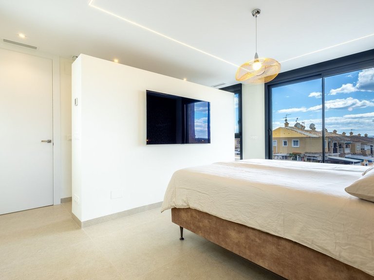 Villa for Sale in Torrevieja, Alicante 36