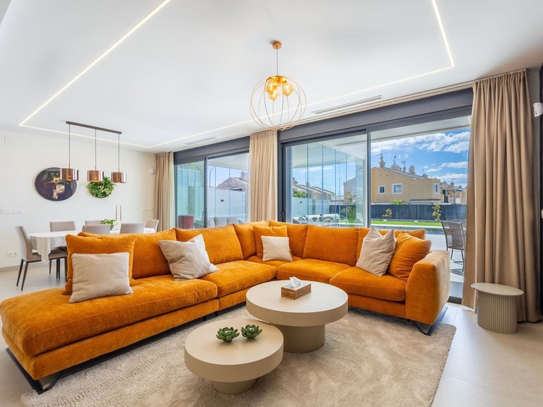 Villa for Sale in Torrevieja, Alicante 9