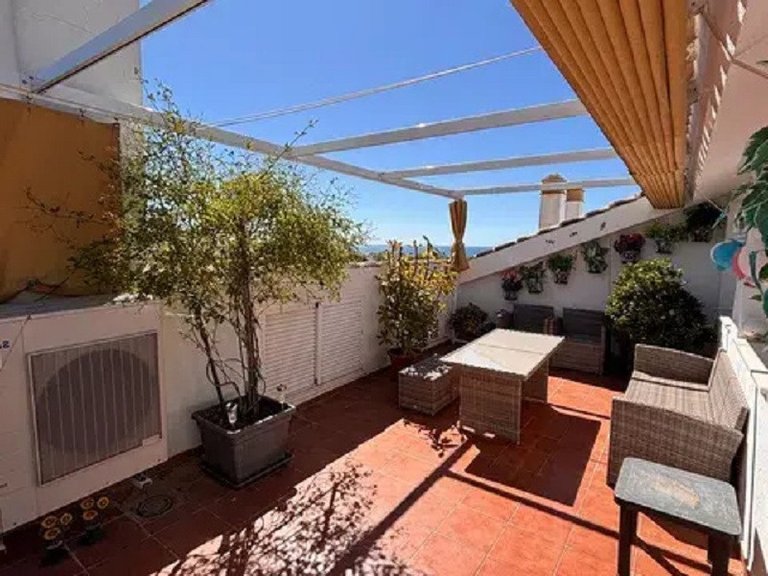 Apartment for Sale in The Golden Mile, Malaga 2