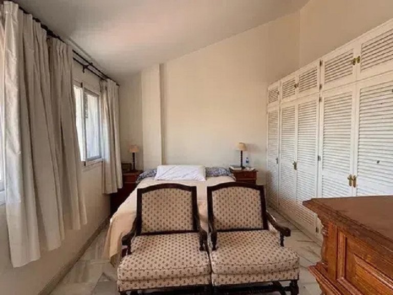 Apartment for Sale in The Golden Mile, Malaga 8