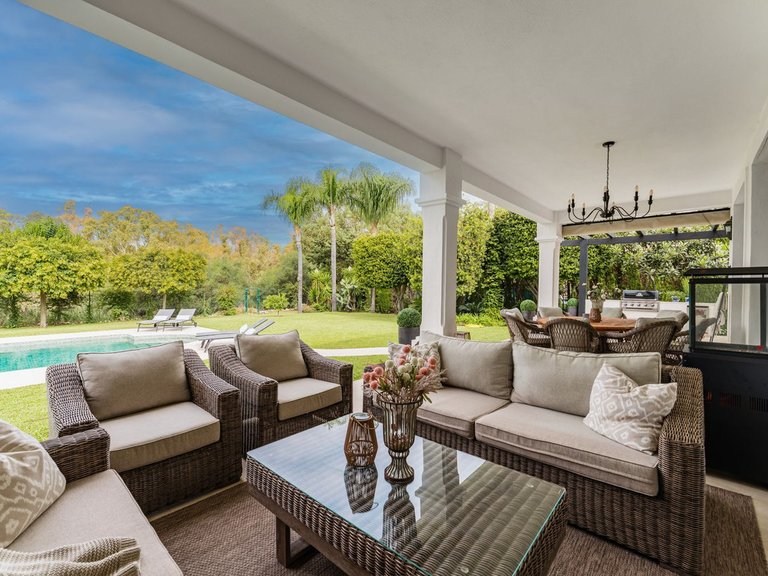 Villa for Sale in Estepona, Malaga 20