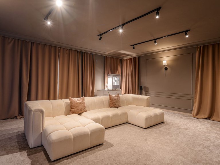 Villa for Sale in Estepona, Malaga 25