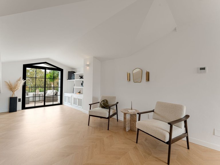 Villa for Sale in Estepona, Malaga 8