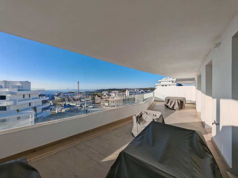 Apartment for Sale in Estepona, Malaga 6