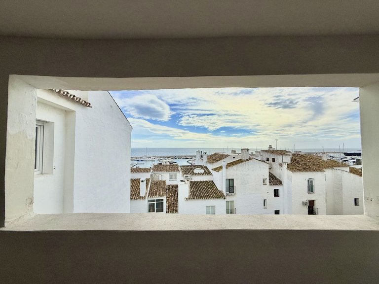 Apartment for Sale in Puerto Banús, Malaga 12