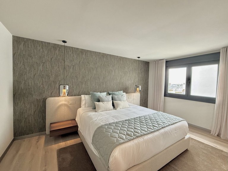 Apartment for Sale in Puerto Banús, Malaga 20