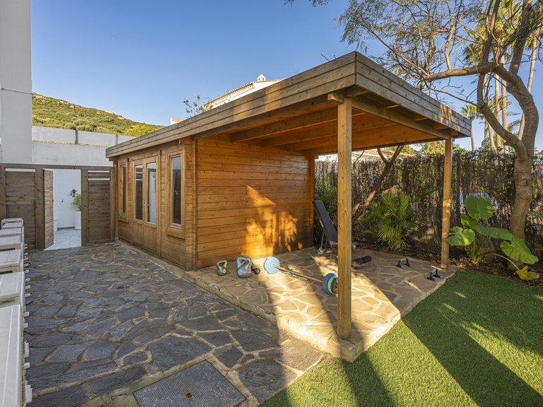 Villa for Sale in La Duquesa, Malaga 17