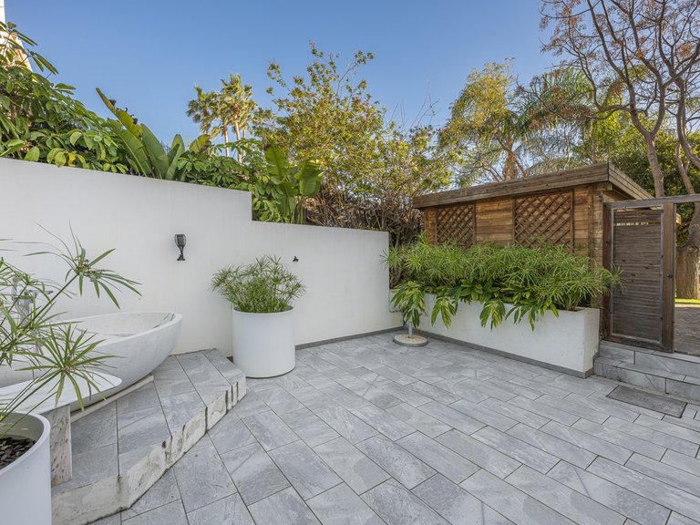 Villa for Sale in La Duquesa, Malaga 18