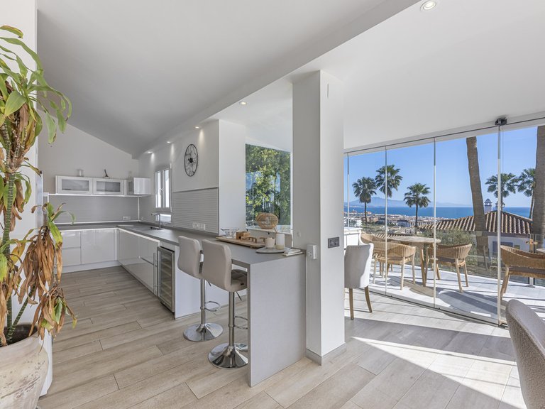 Villa for Sale in La Duquesa, Malaga 31