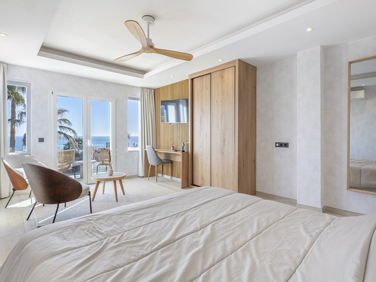 Villa for Sale in La Duquesa, Malaga 53