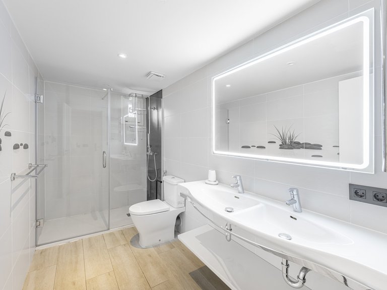 Villa for Sale in La Duquesa, Malaga 59