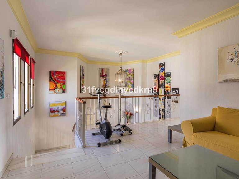 Villa for Sale in Estepona, Malaga 13