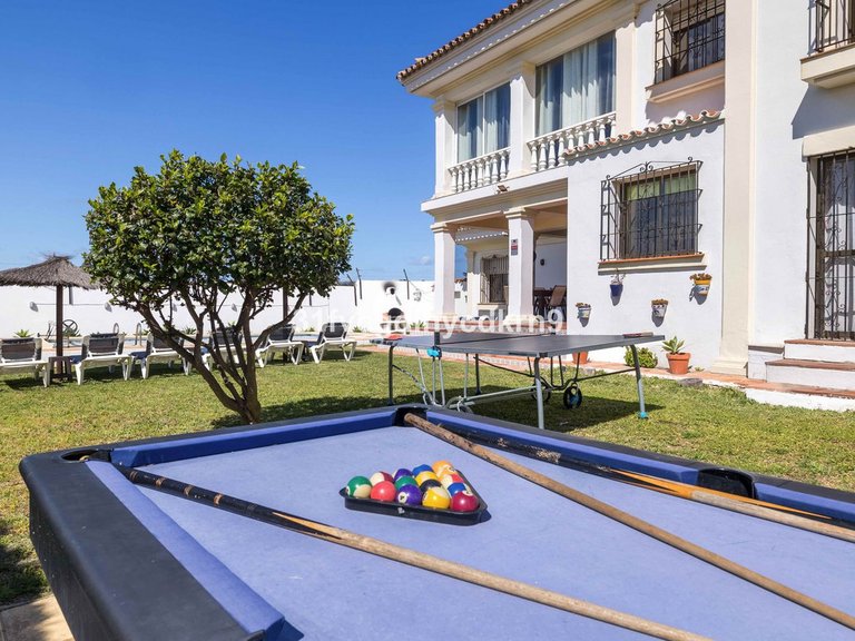 Villa for Sale in Estepona, Malaga 27