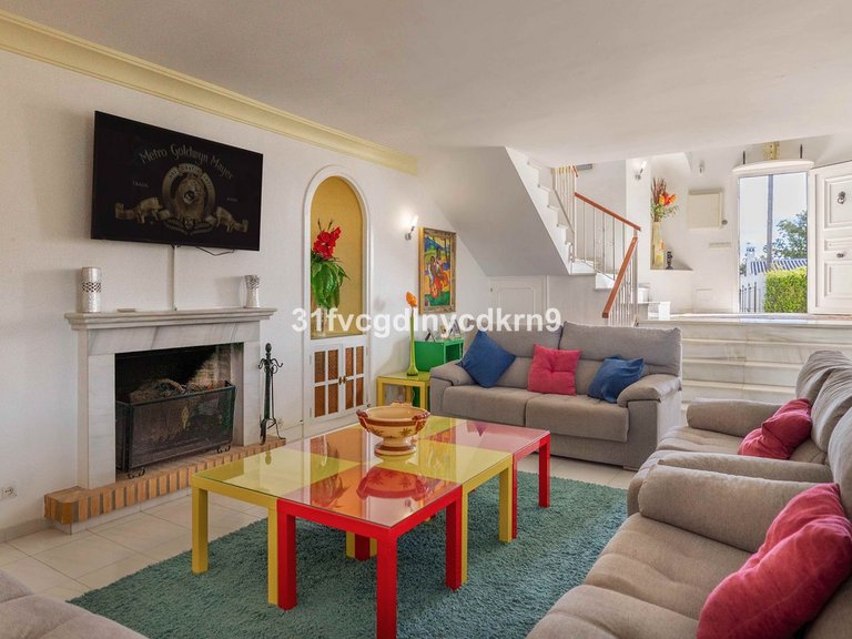 Villa for Sale in Estepona, Malaga 4