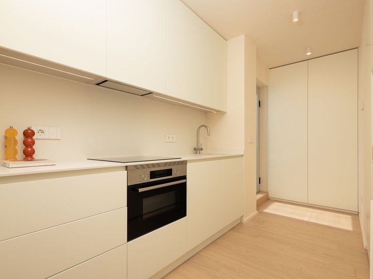 Apartment for Sale in Nueva Andalucía, Malaga 13